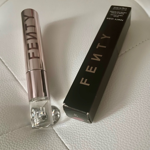 NEW Fenty Beauty Fenty Icon Velvet Matte RiRi Pink Liquid Lipstick Full Size - Picture 5 of 14